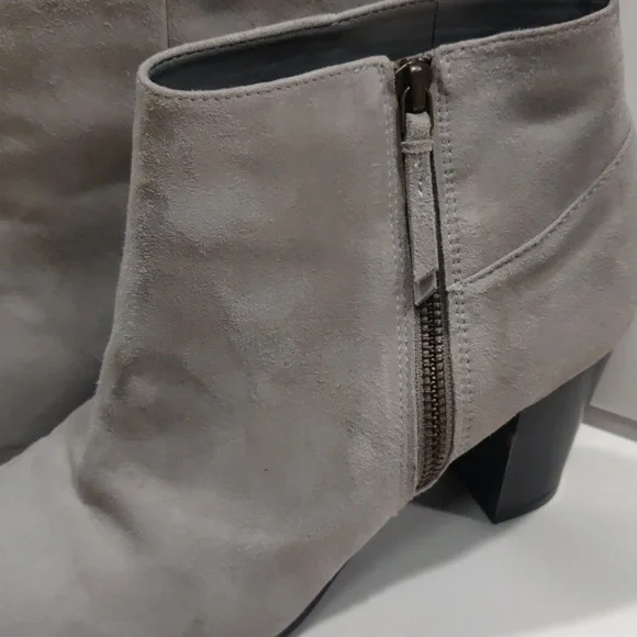 Cole Haan | Grey suede booties - Picture 2 of 10